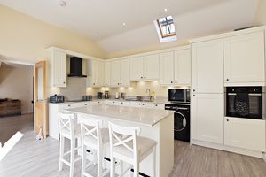 Photo 8- click for photo gallery